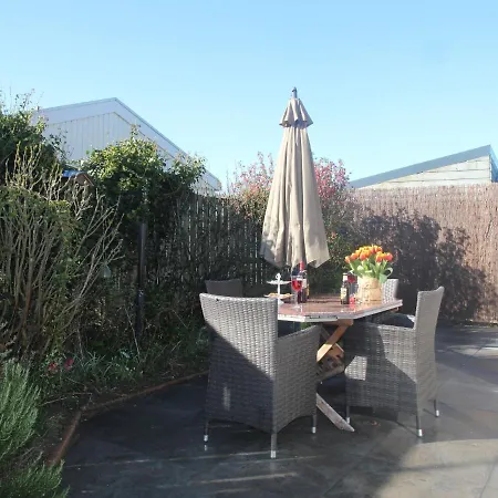 In With Private Terrace And Garden * Egmond aan den Hoef